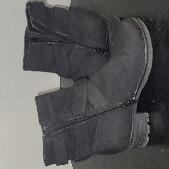 Women's Kohls Black Size 7 Med Adjustable Boots - Picture 7 of 11